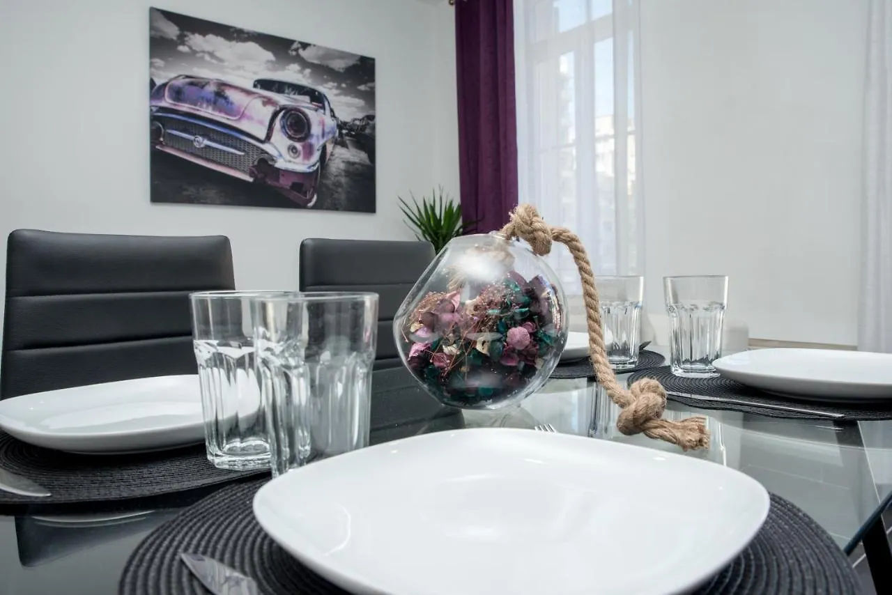 Apartment Les Chartreux-Marseille Hotel